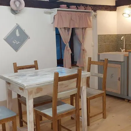 Javorek Apartment