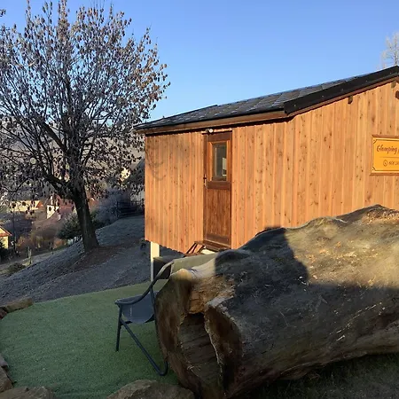 Javorek * Sněžné